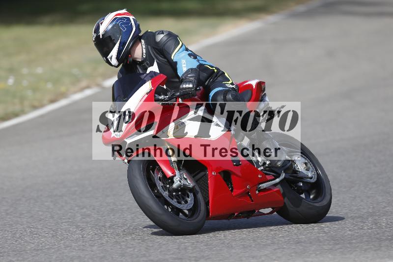 /37 09.08.2026  Pluess Motosport ADR/Einsteiger/178